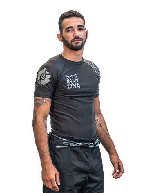 DNA Rash Guard Maga Corta